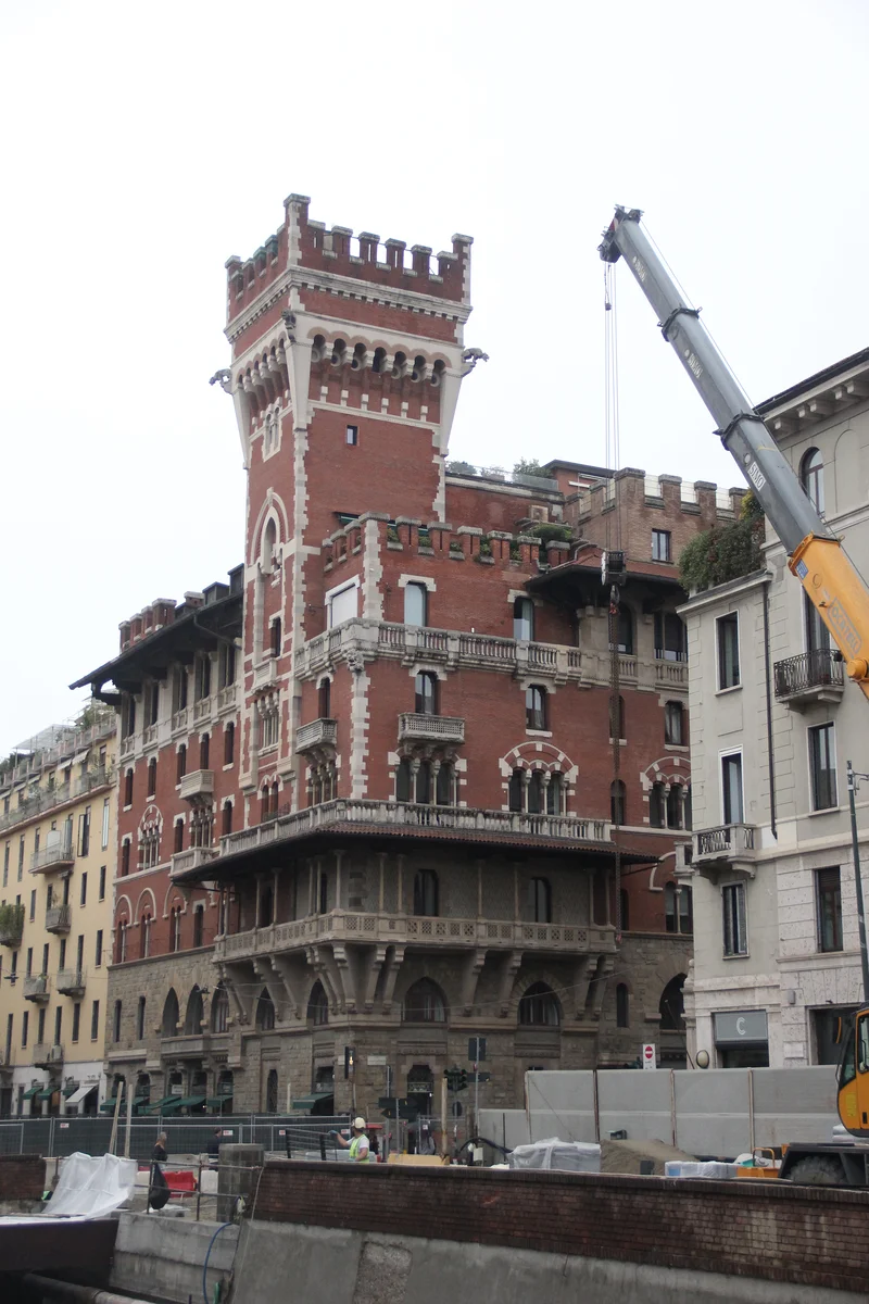 Palazzo Cova — Milan (Italie)