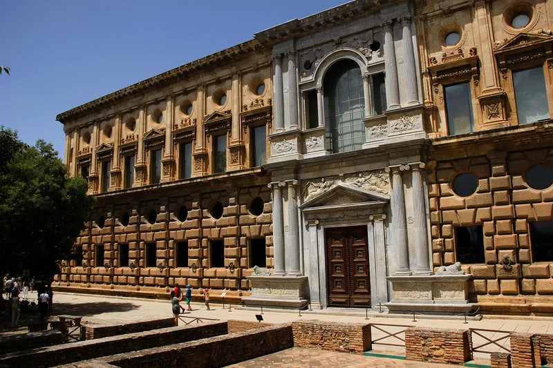 Palacio de Carlos V — Grenade (Espagne)