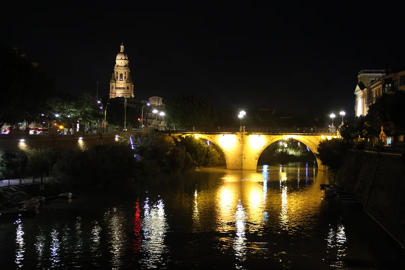 Ciudad de Murcia a la noche — Murcie (Espagne)