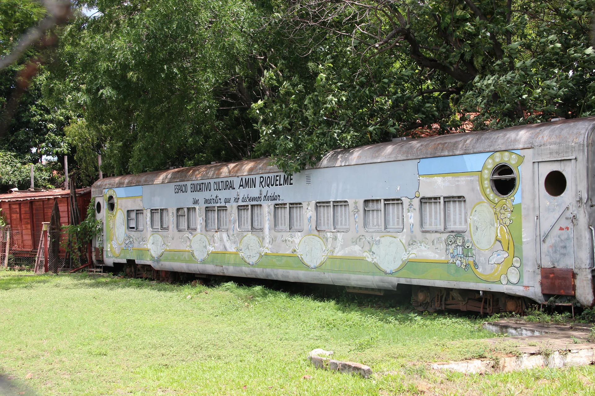 Tren — Asuncion (Paraguay)
