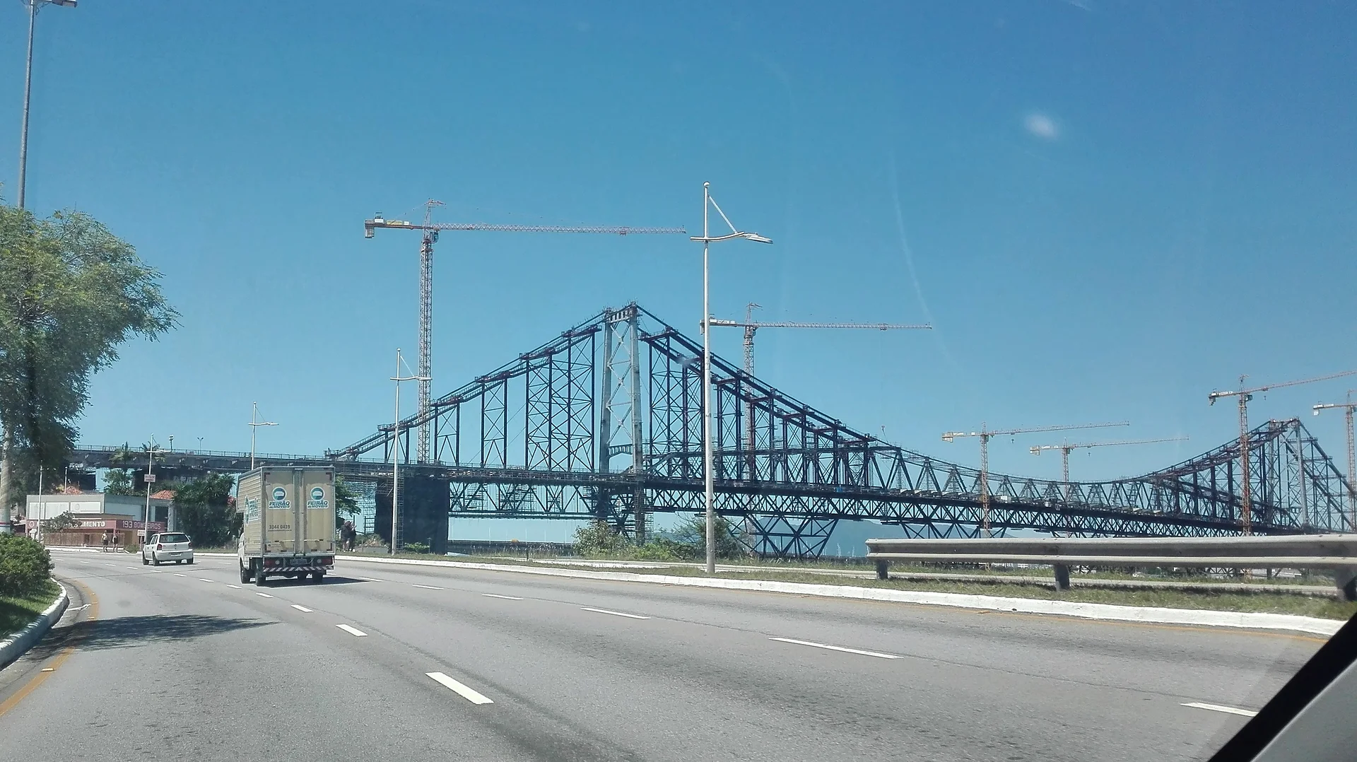 O Ponte — Pont Hercílio Luz (Brésil)