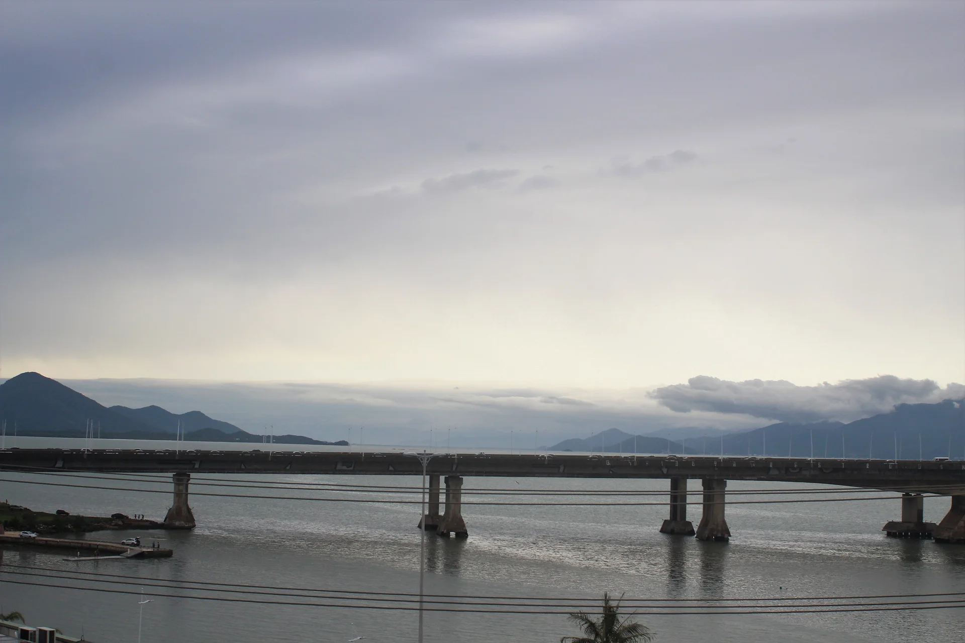 O ponte — Florianopolis (Brésil)