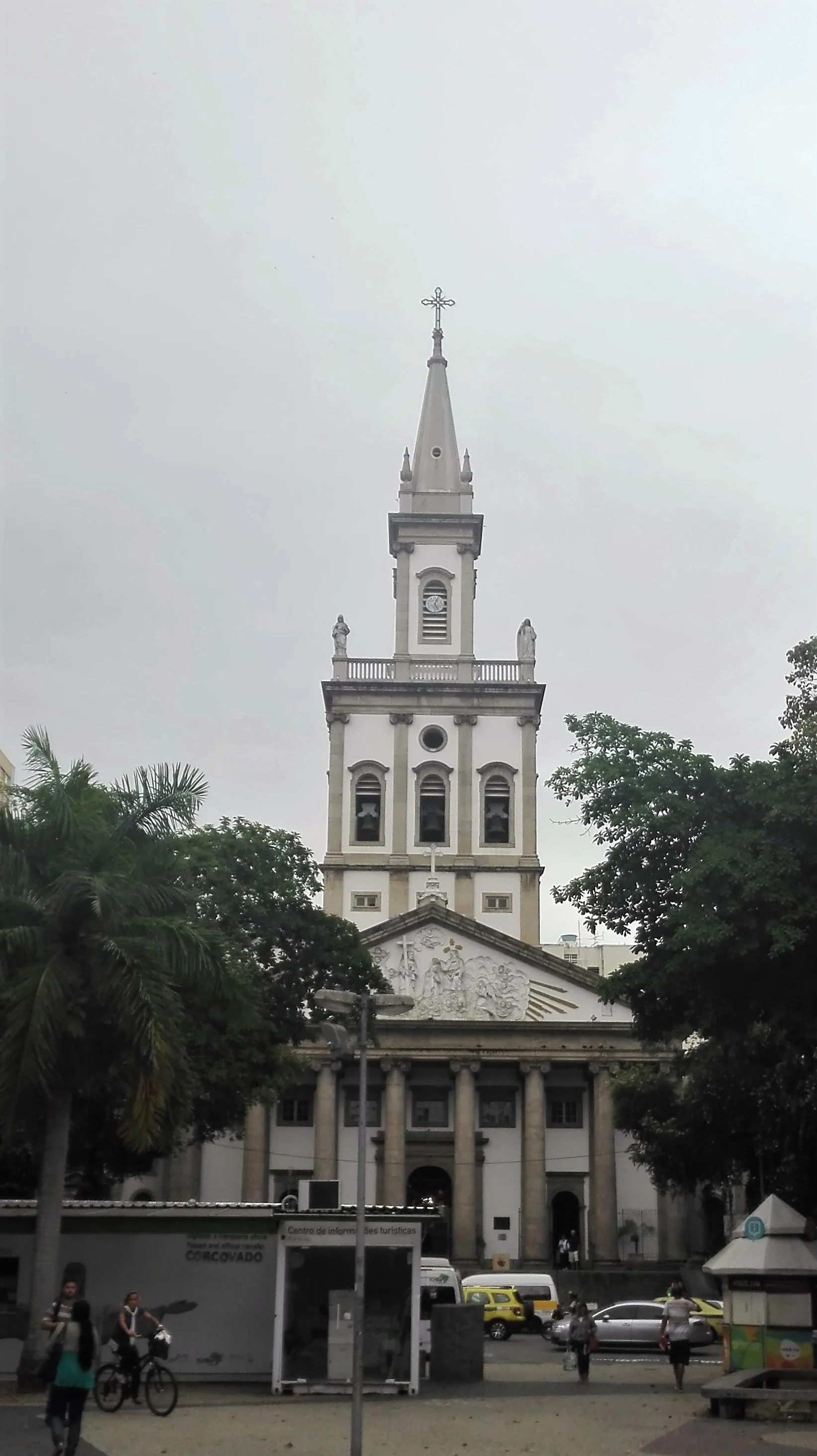 Igreja Matriz de Nossa Senhora da Glória Igreja Matriz de Nossa Senhora da Glória — Igreja Matriz de Nossa Senhora da Glória (Brésil)
