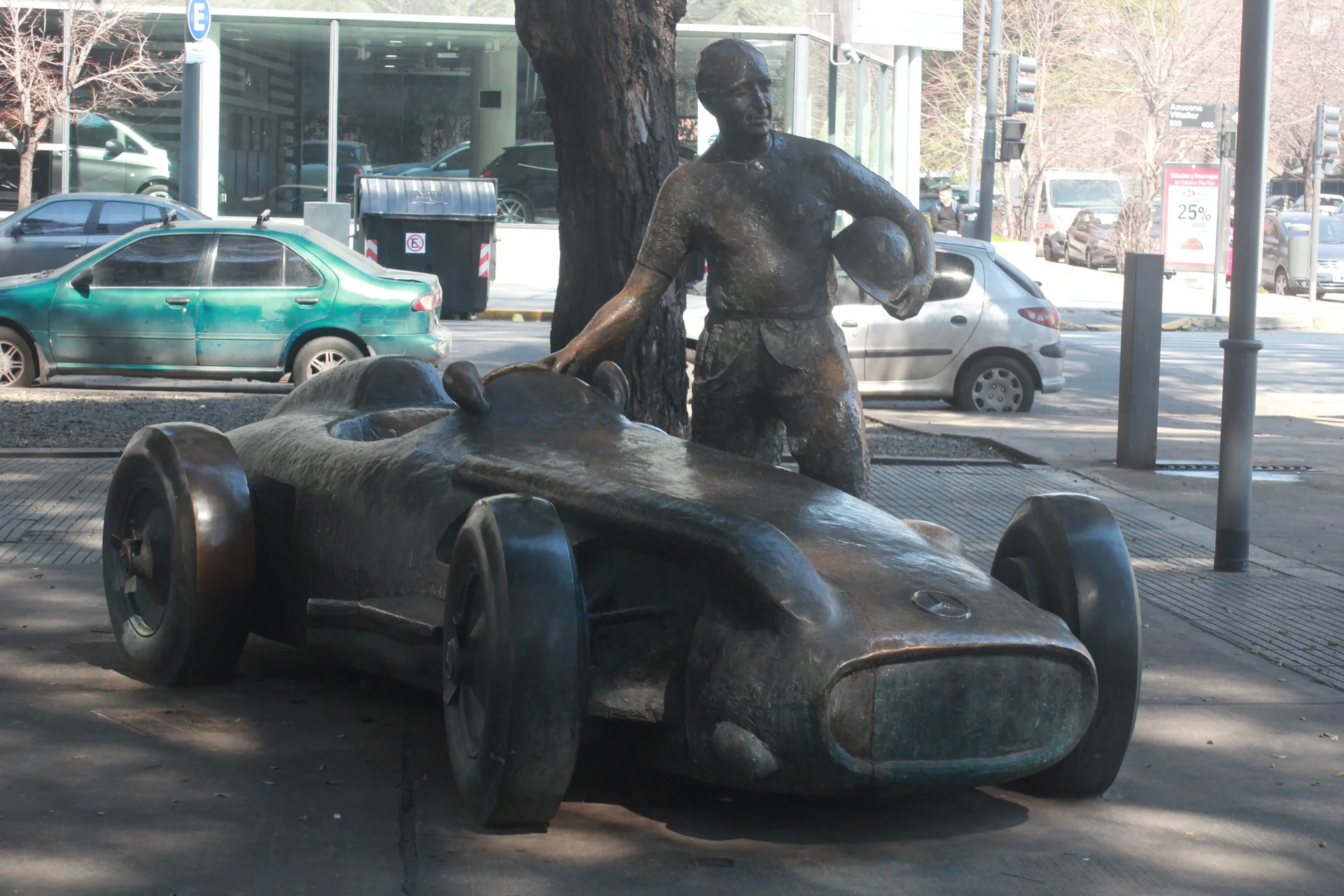 Juan Manuel Fangio Memorial Juan Manuel Fangio Memorial — Buenos Aires (Argentine)