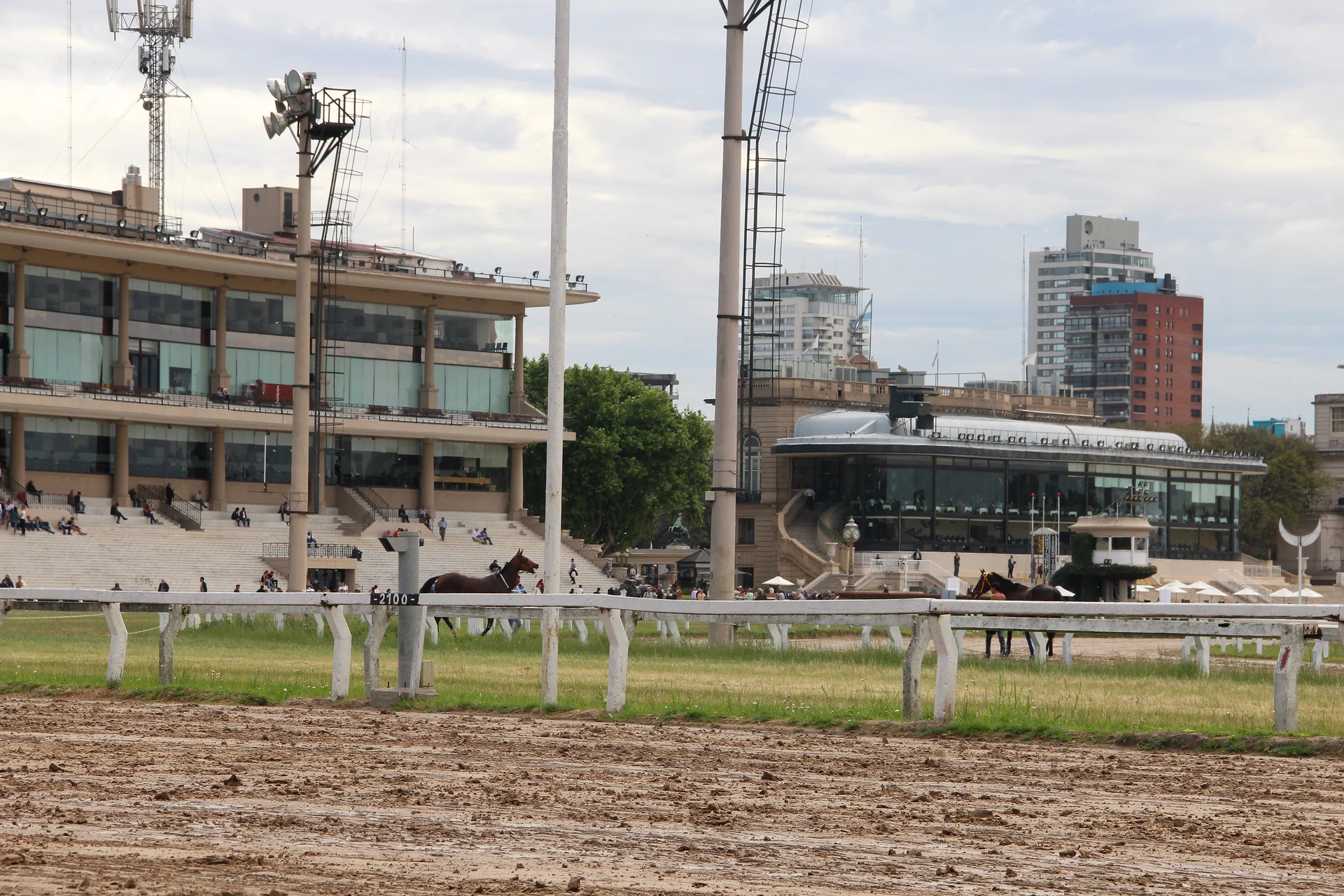Hipódromo de Palermo Hipódromo de Palermo — Hippodrome de Palerme (Argentine)
