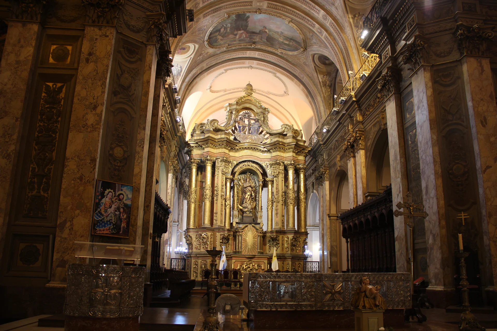 La Catedral La Catedral — Cathédrale métropolitaine de Buenos Aires (Argentine)