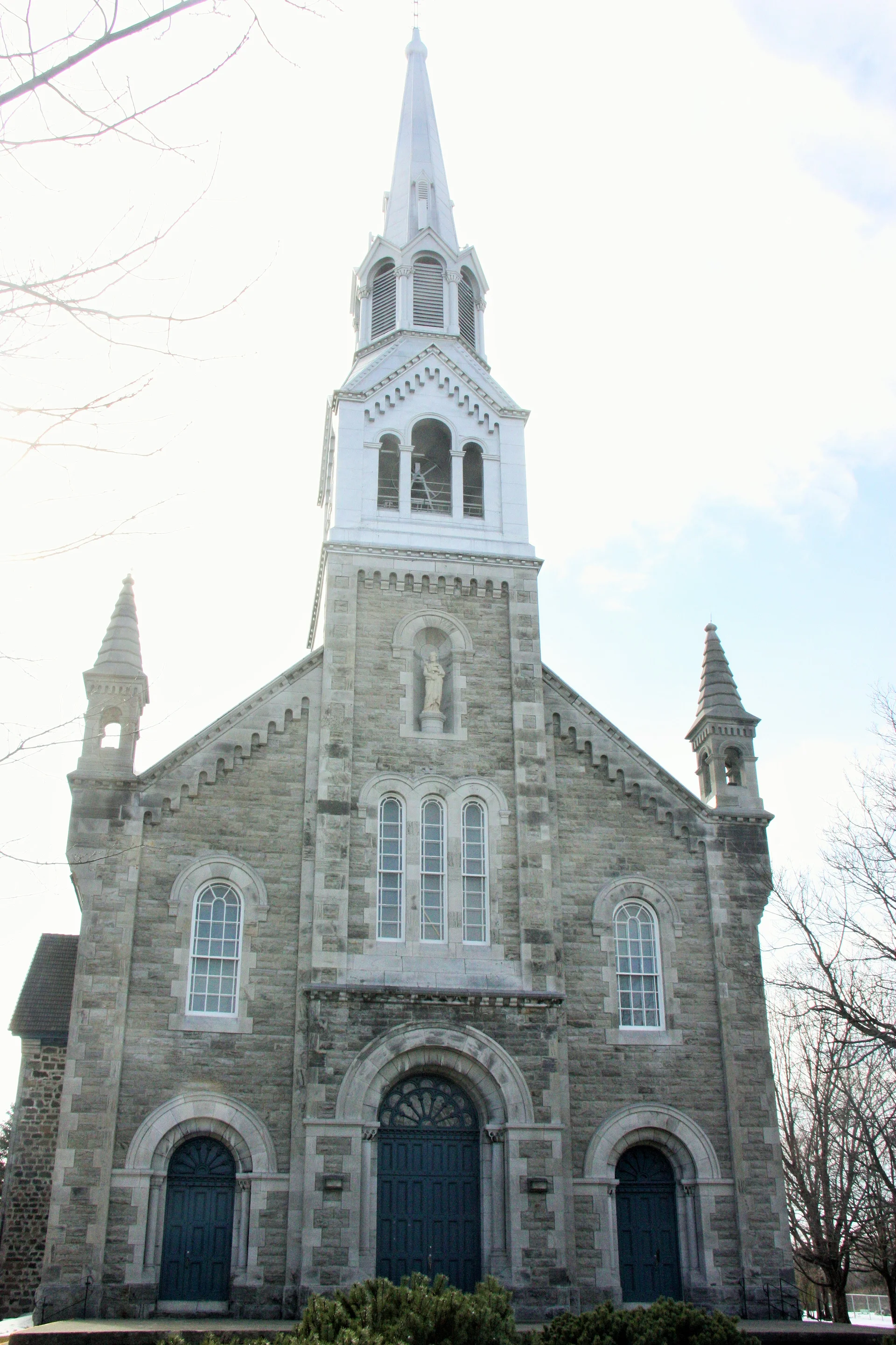 L'église sur l'anse — Chambly (Canada)