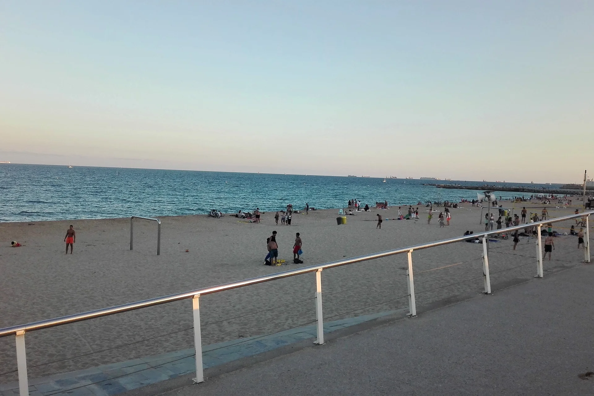 Playa de Mar Bella — Plage de la Mar Bella (Espagne)