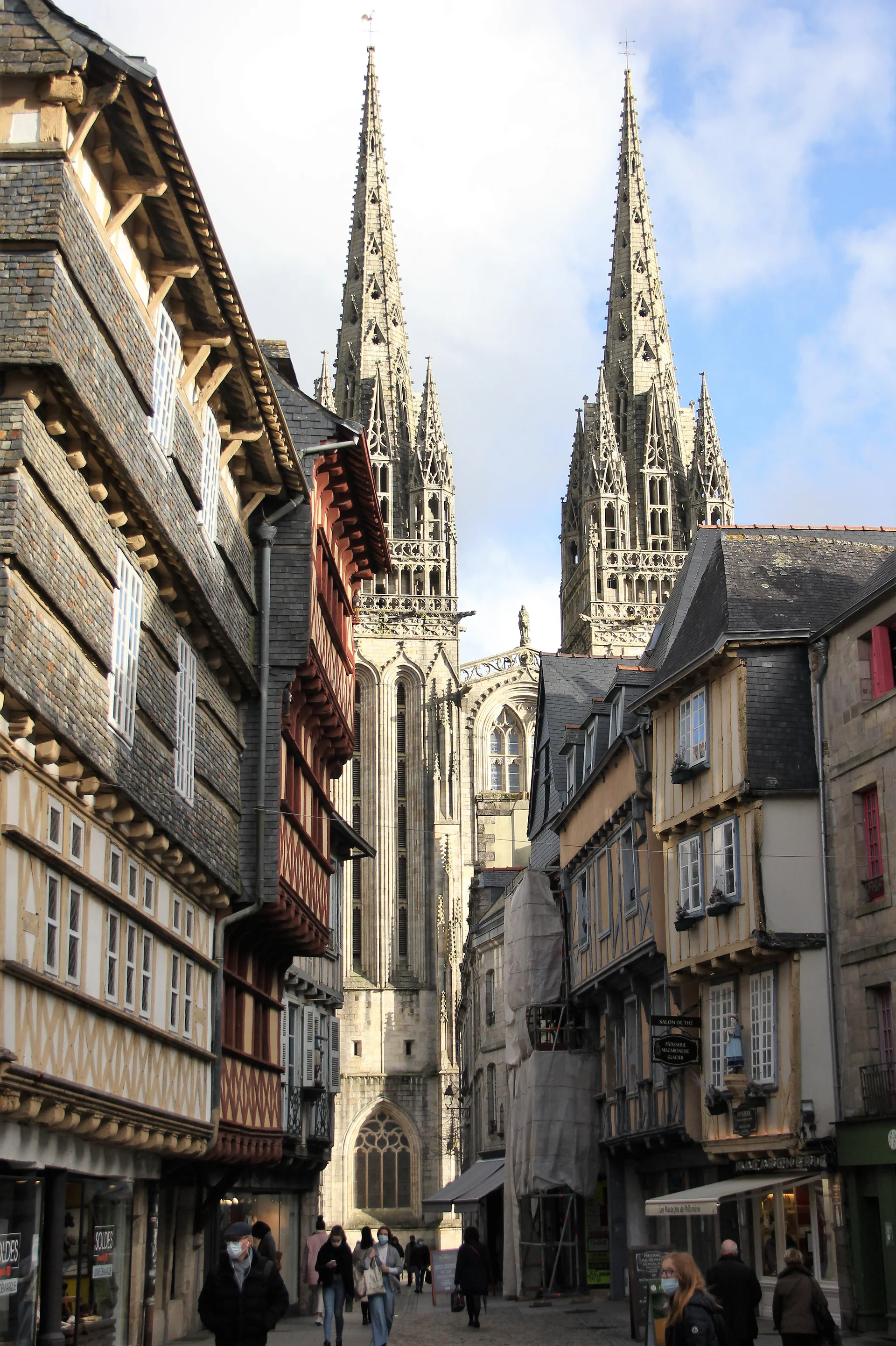 Vieille ville de Quimper — Cathédrale de Quimper (France)