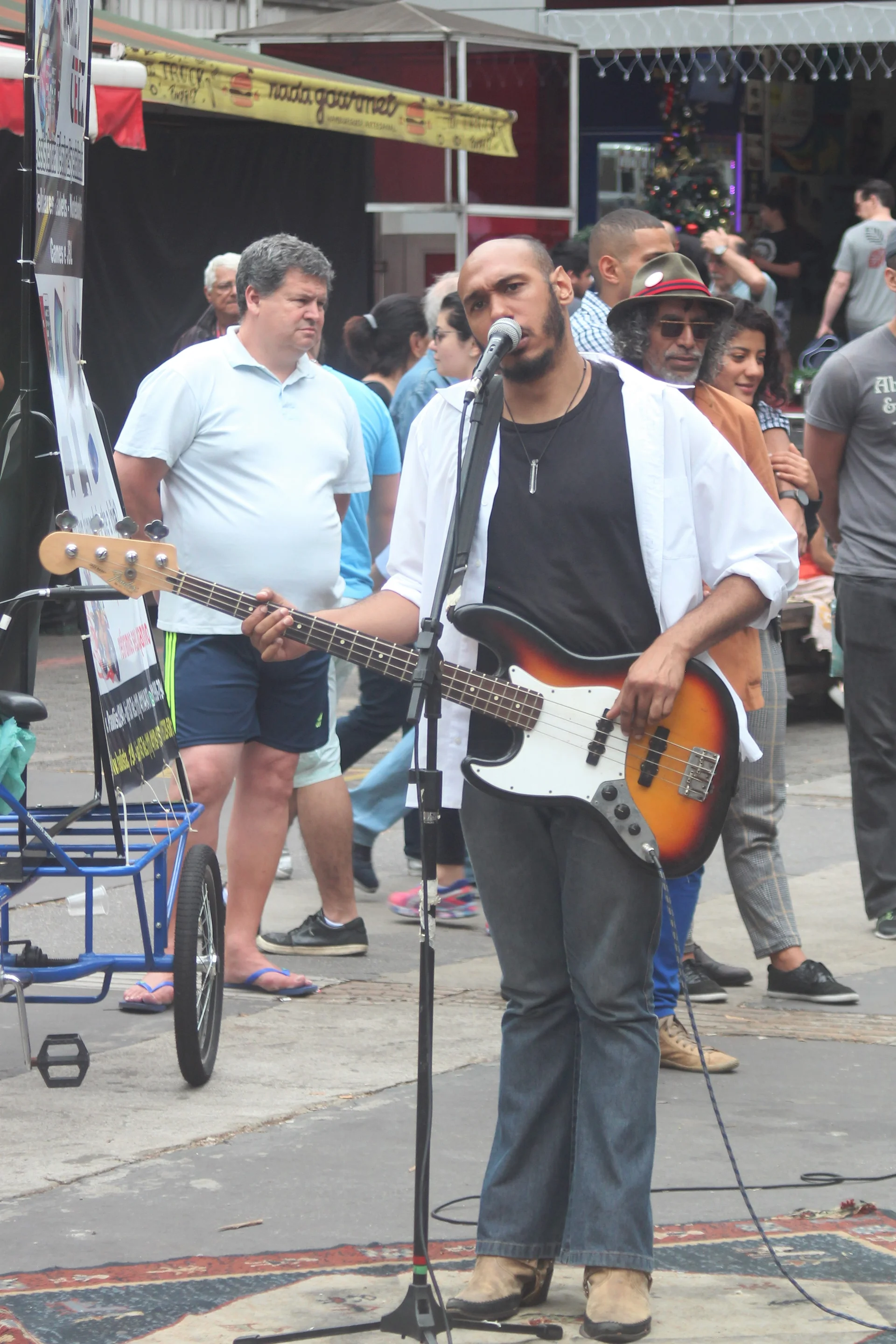 Rock n'roll Brasileiro Rock n'roll Brasileiro — São Paulo (Brésil)