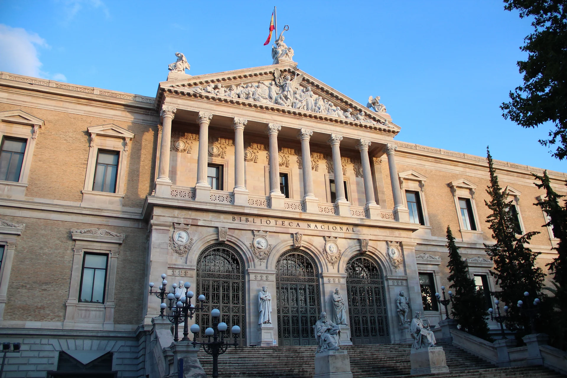 Biblioteca Nacional Biblioteca Nacional — Bibliothèque nationale (Espagne)