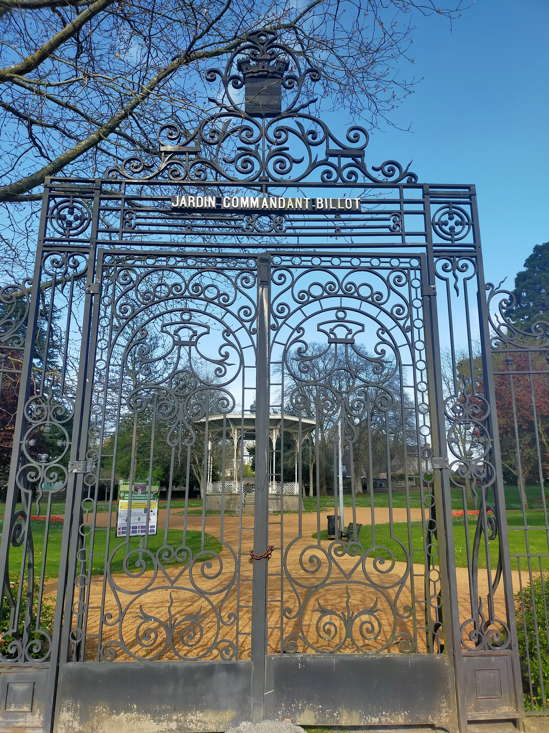 Jardin Public de Guingamp — Jardin public (France)