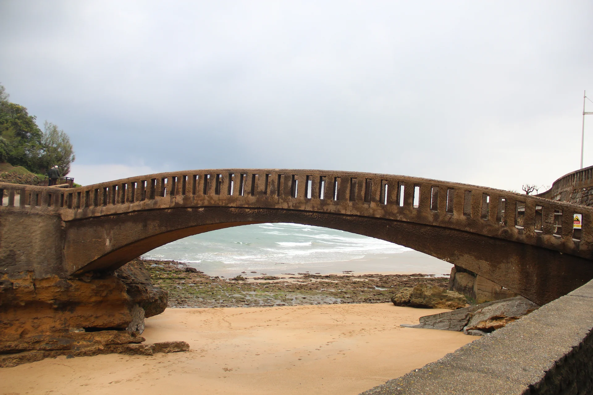 Petit pont de pierre — Biarritz (France)