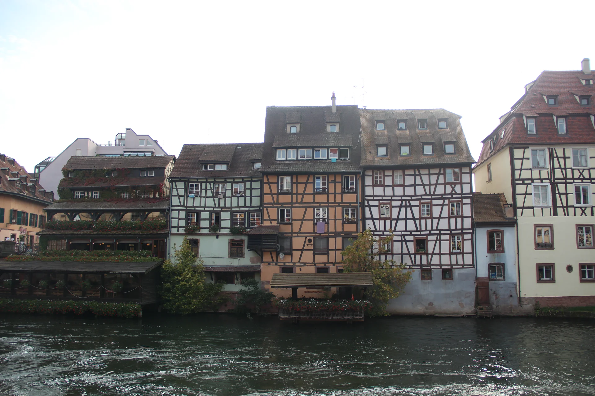 Habitation sur l'Ill — Strasbourg (France)