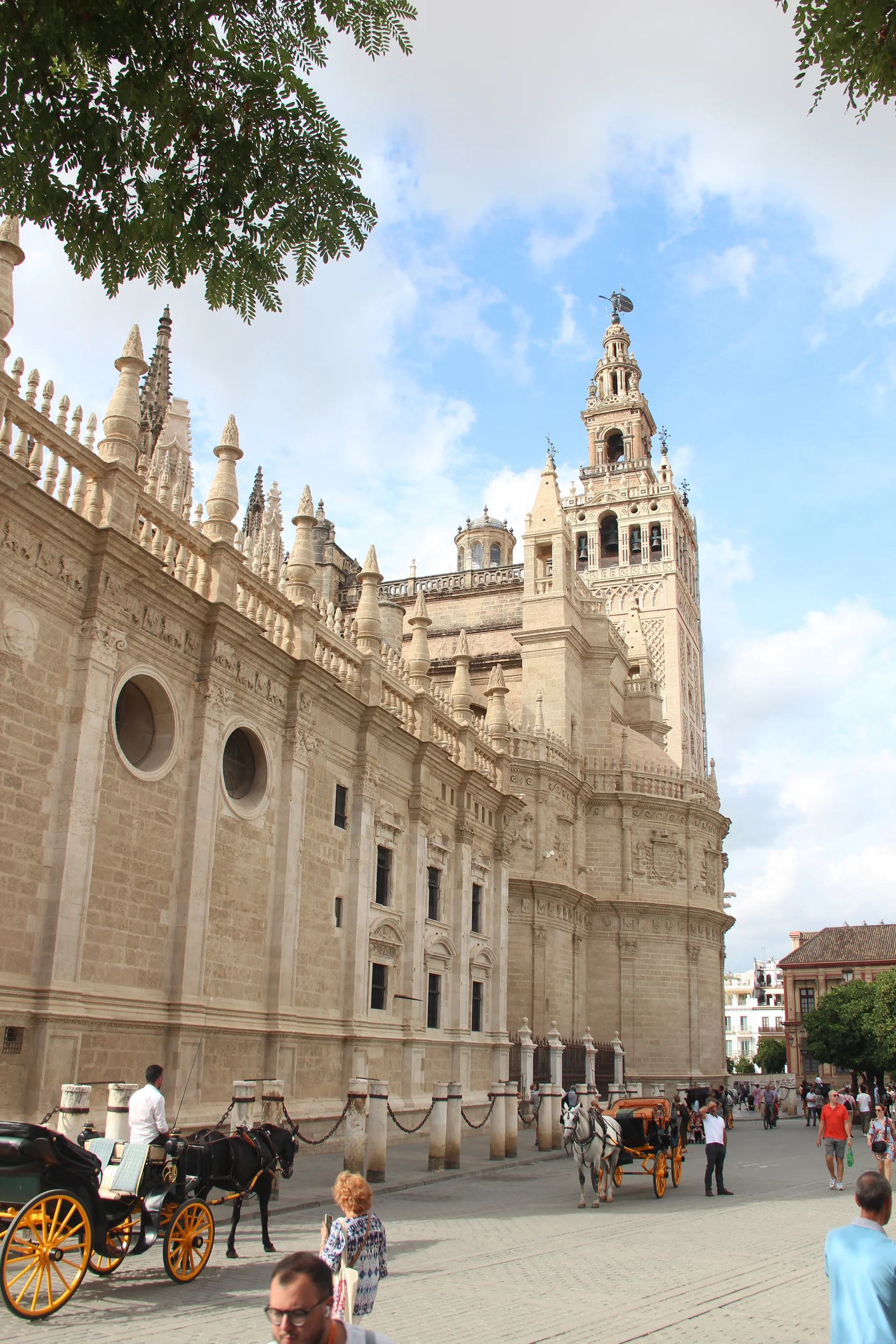 Cathédrale de Sevilla Cathédrale de Sevilla — Cathédrale de Séville (Espagne)