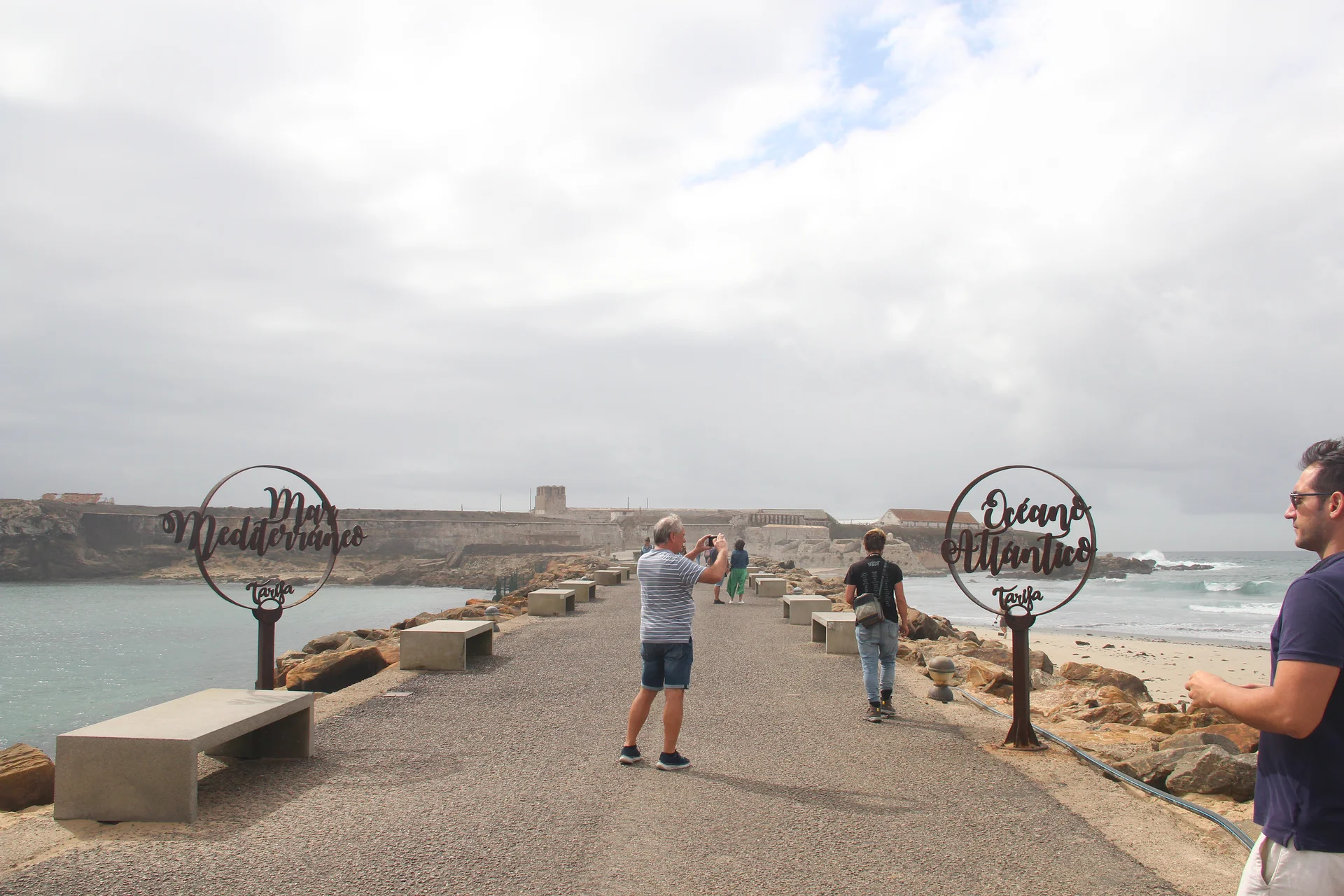 Côté calme, côté agité Côté calme, côté agité — Pointe de Tarifa (Espagne)