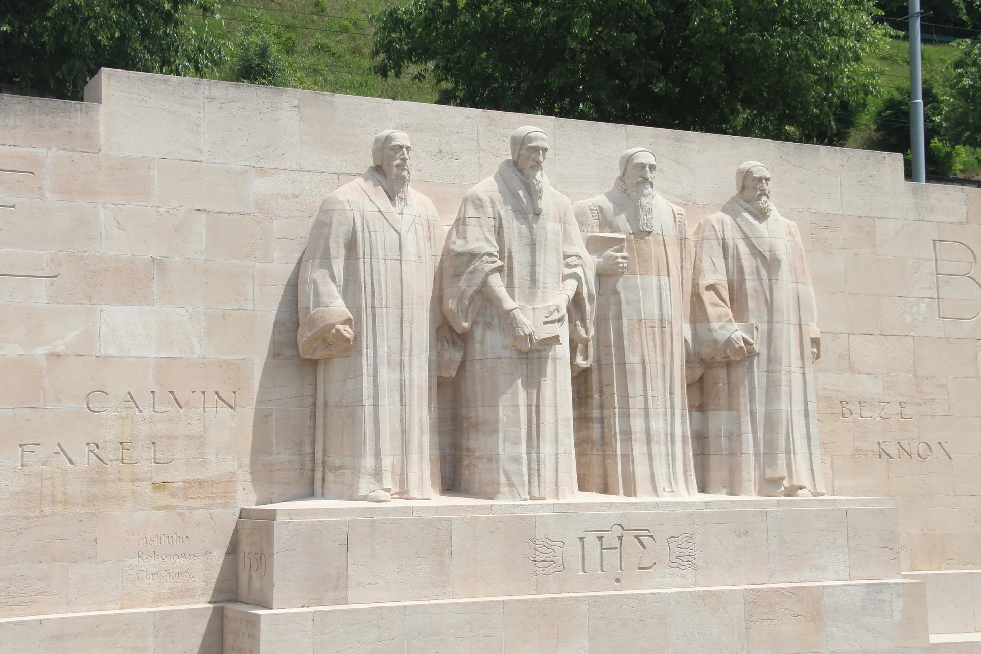 Mur des Réformateurs Mur des Réformateurs — Monument international de la Réformation (Suisse)