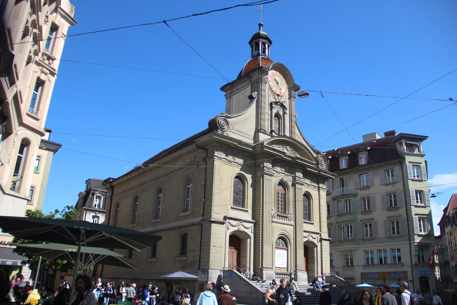 Église Saint-Laurent de Lausanne Église Saint-Laurent de Lausanne — Lausanne (Suisse)