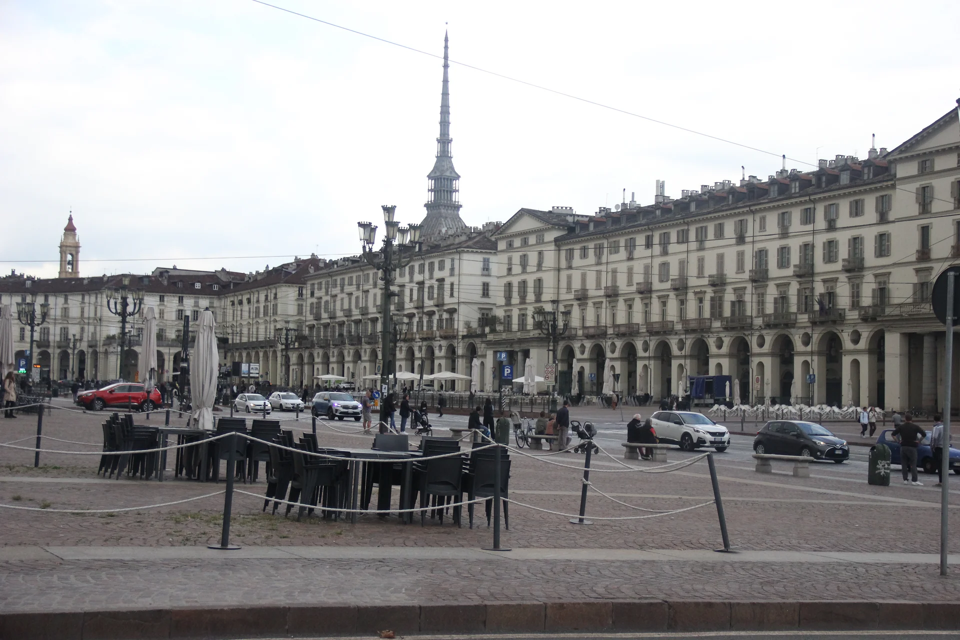 Piazza Vittorio Veneto — Place Vittorio Veneto (Italie)
