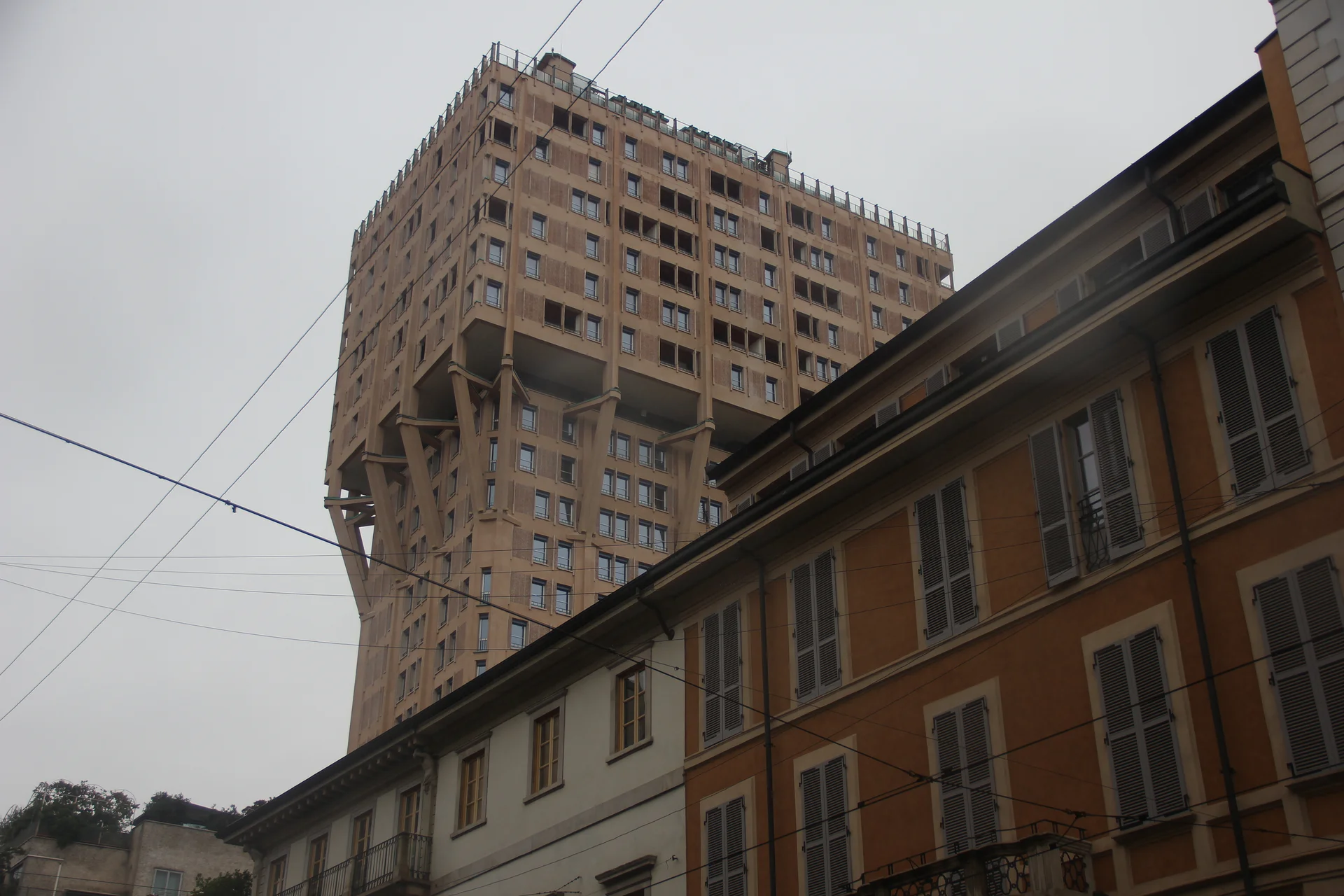 Torre Velasca — Torre Velasca (Italie)