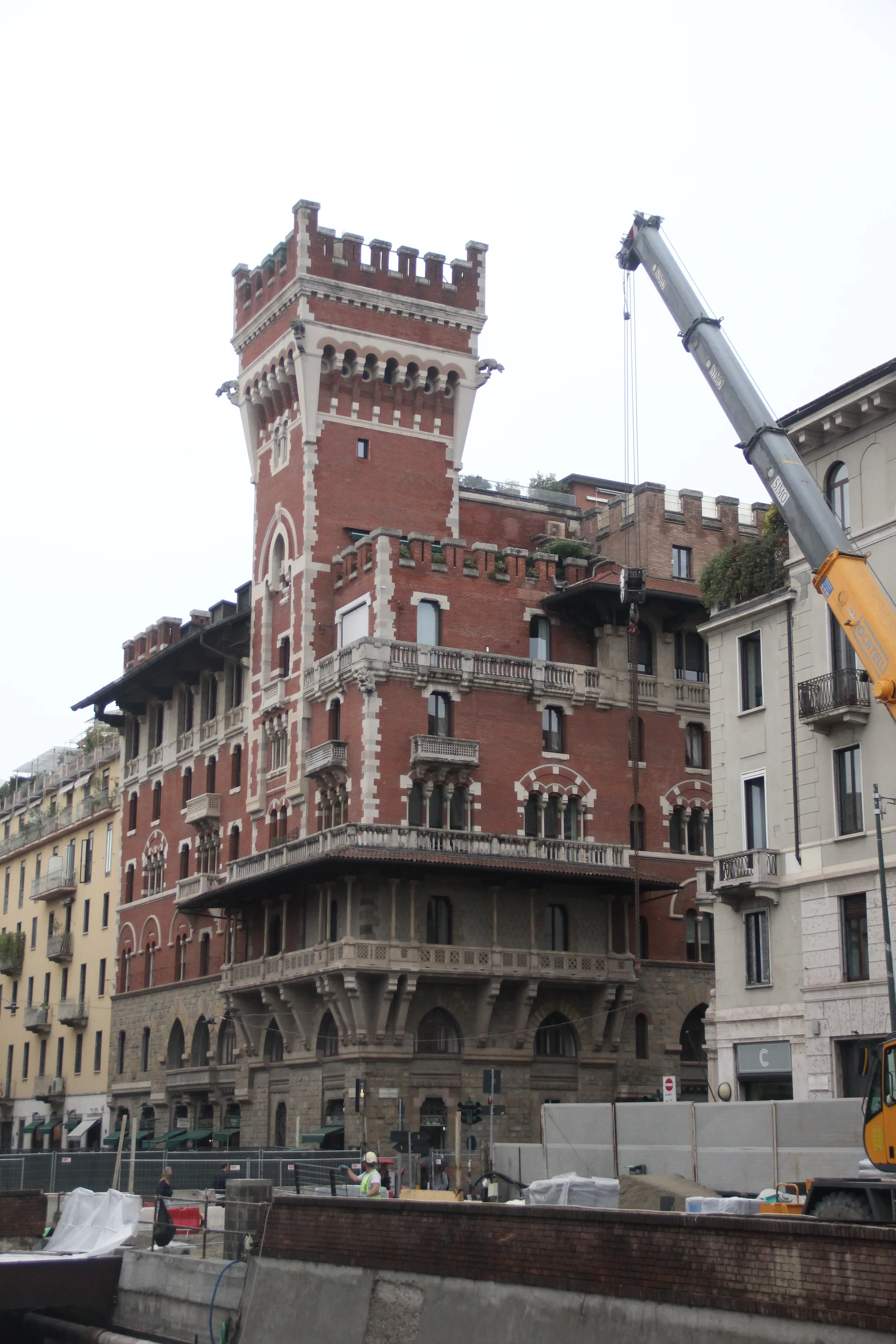 Palazzo Cova — Milan (Italie)