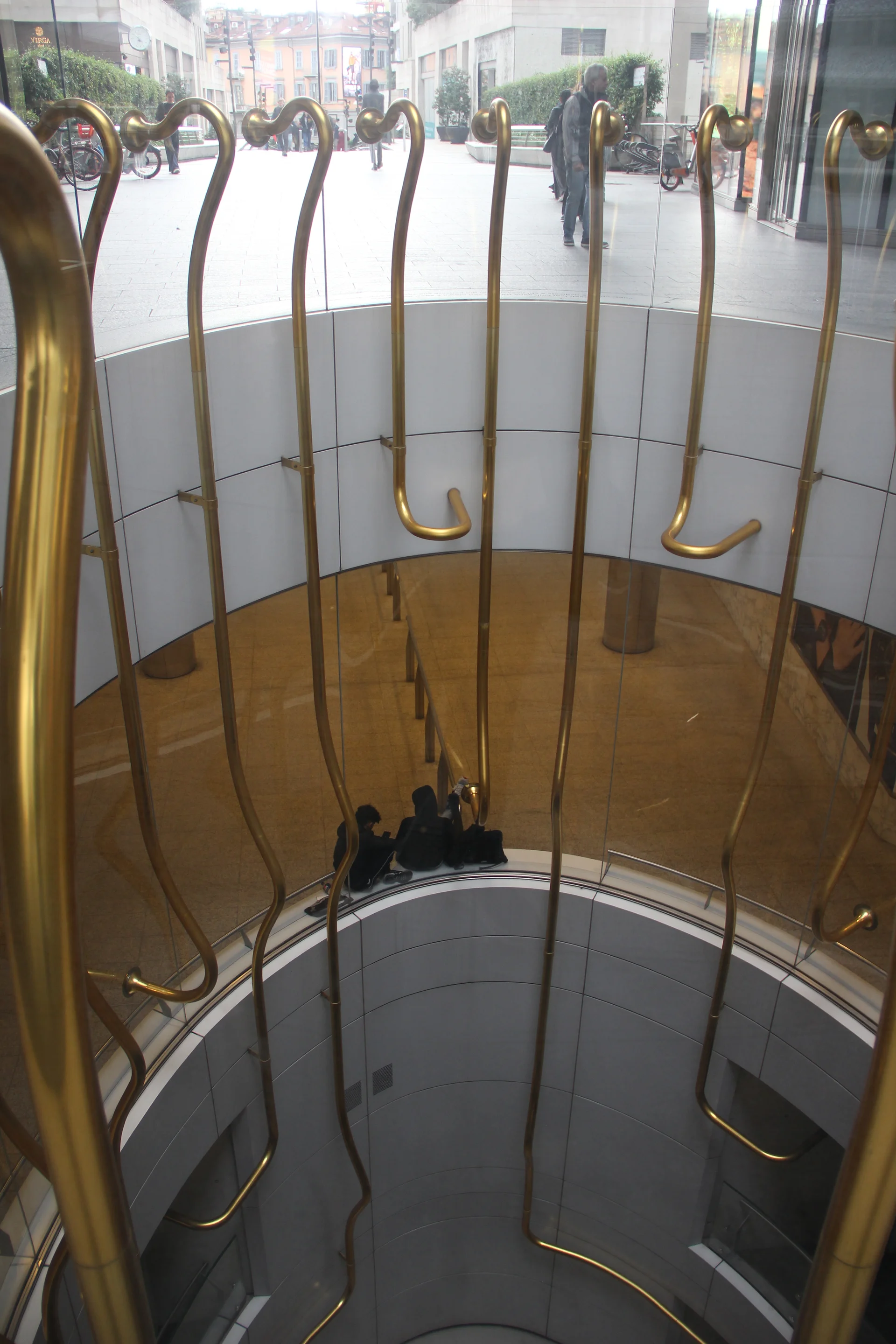Trombe moderne Trombe moderne — Milan (Italie)