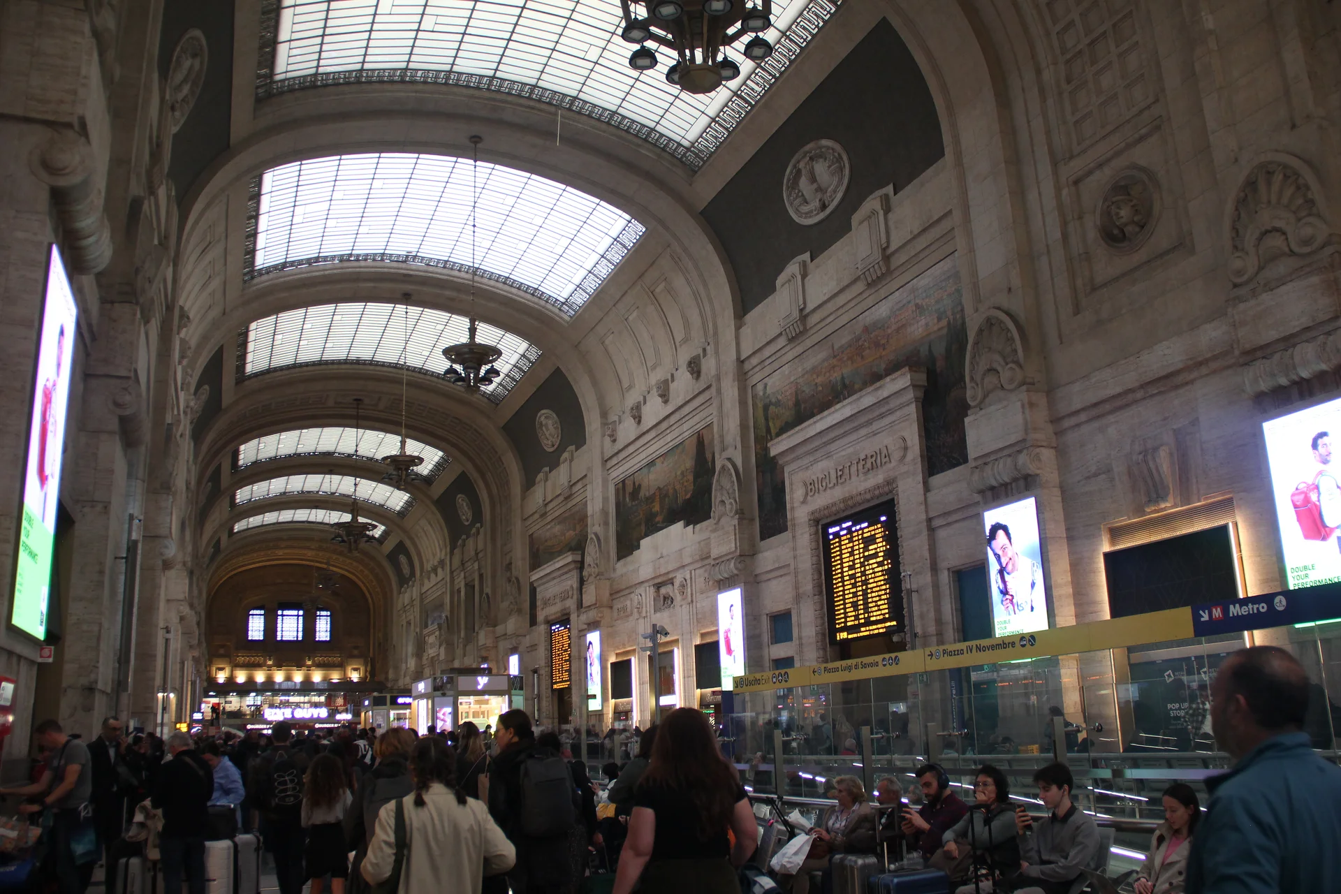 Stazione Milano Centrale Stazione Milano Centrale — Milan (Italie)