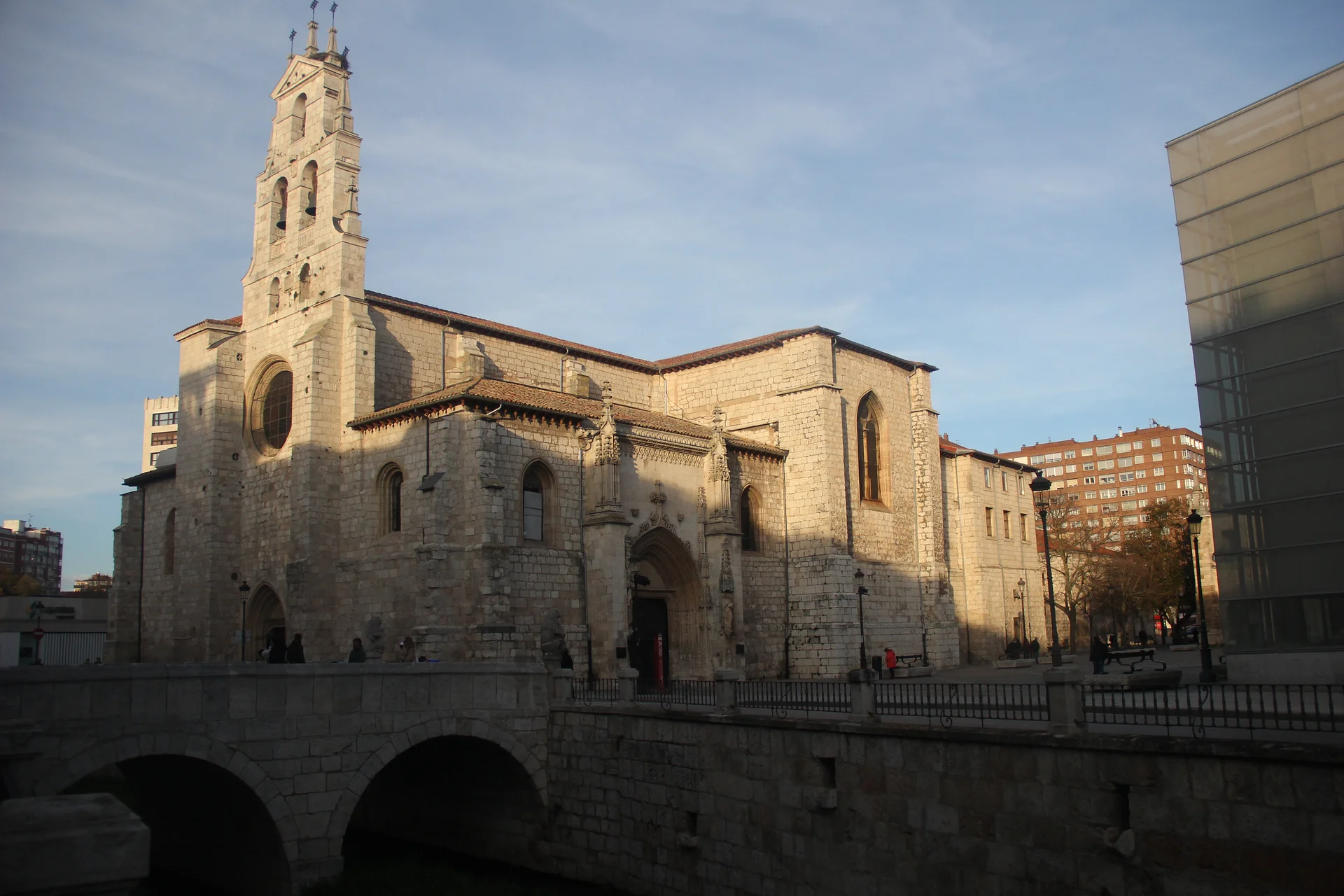 Iglesia de San Lesmes Abad Iglesia de San Lesmes Abad — Burgos (Espagne)