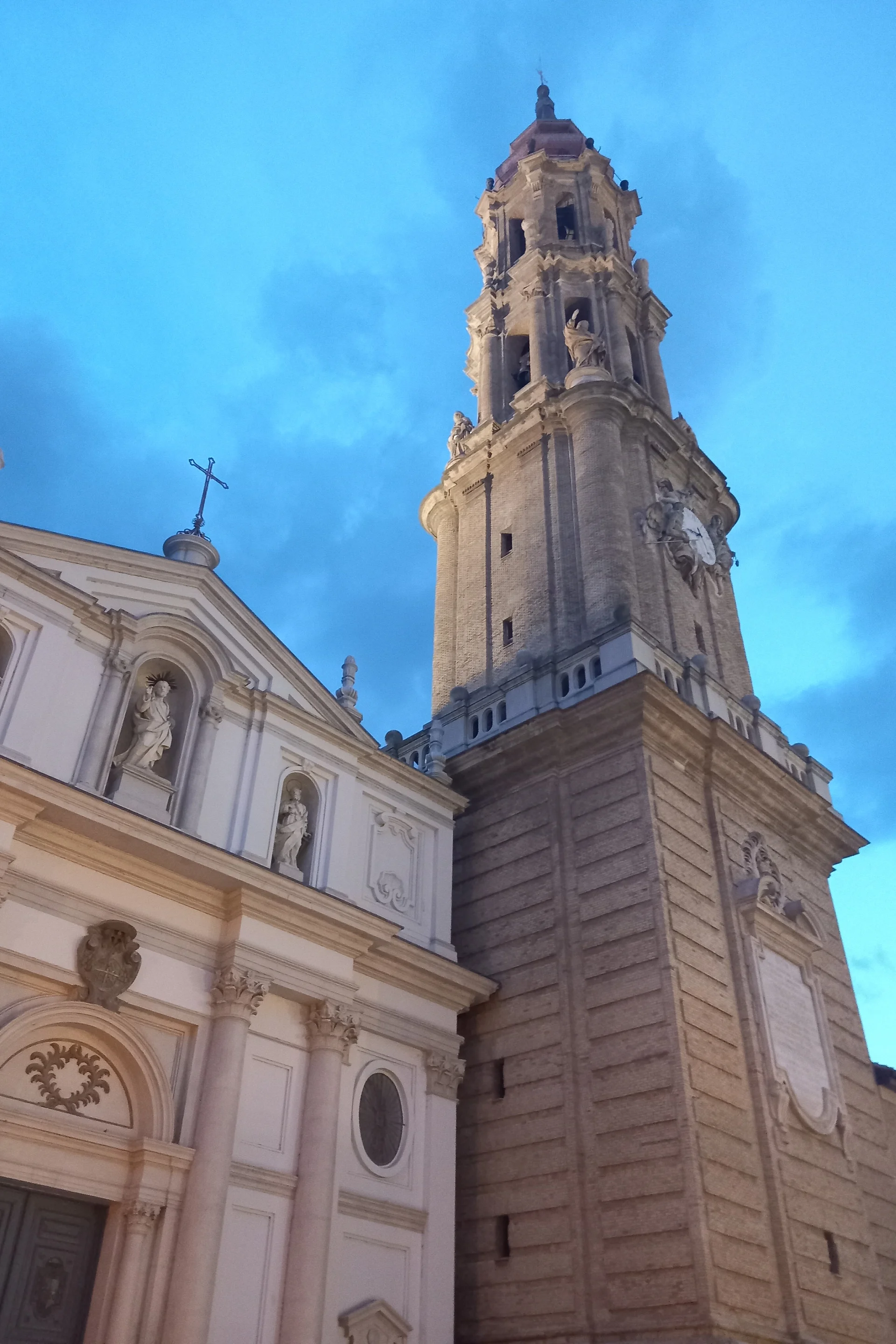 Catedral del Salvador en su Epifanía de Zaragoza Catedral del Salvador en su Epifanía de Zaragoza — Cathédrale Saint-Sauveur de Saragosse (Espagne)
