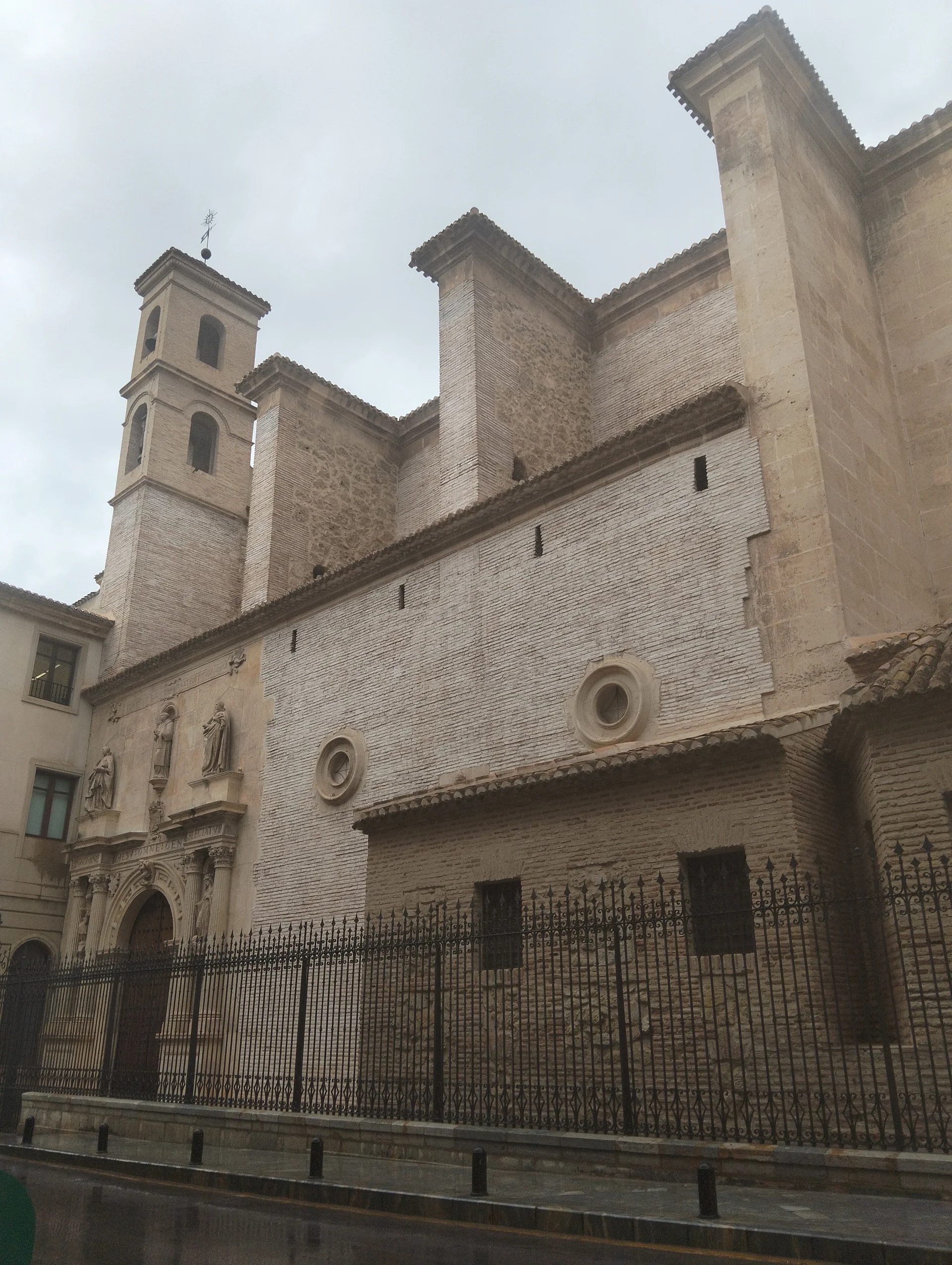 Palacio de San Esteban Palacio de San Esteban — Palacio de San Esteban (Espagne)