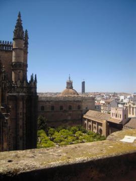 Début de la montée dans la Giralda