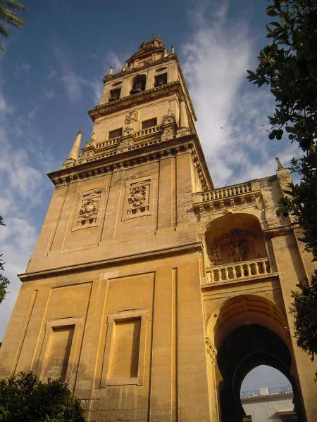 Tour de la mosquée cathédrale — Mosquée-cathédrale de Cordoue (Espagne)