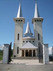 l'une des églises du village