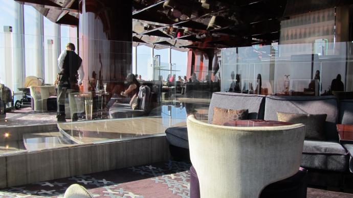 Restaurant At.mosphere &copy; David Jones