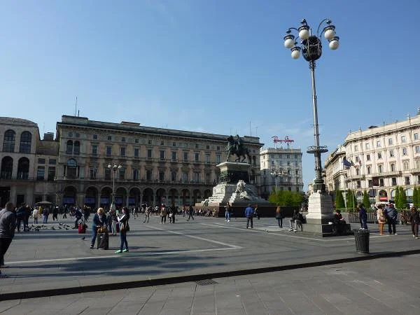 Place du Duomo — Piazza del Duomo (Italie)