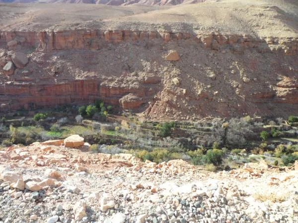Sur la route Sur la route (Maroc)