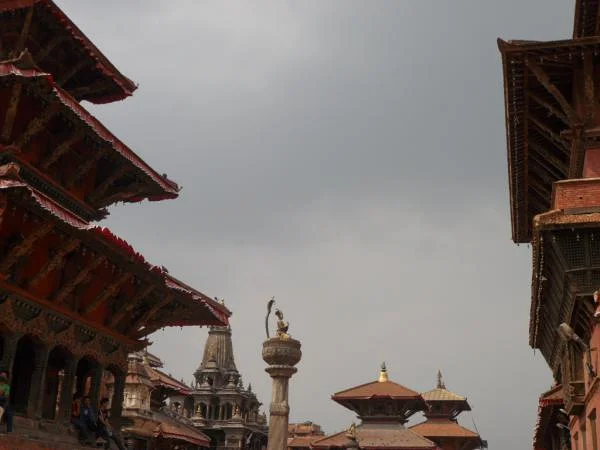 Temples et statues à Patan, Kathmandou