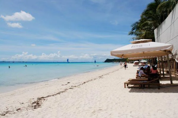 Transats — Boracay (Philippines)