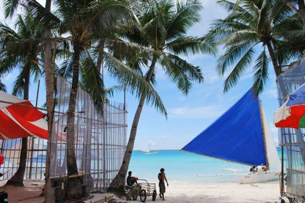 White beach  — Boracay (Philippines)