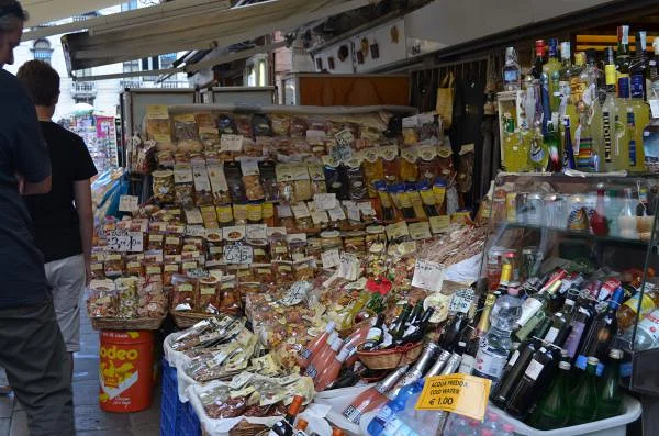 Alcools et nourriture — Venise (Italie)