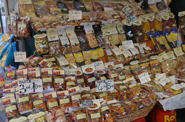 pâtes, biscuits... — Venise (Italie)