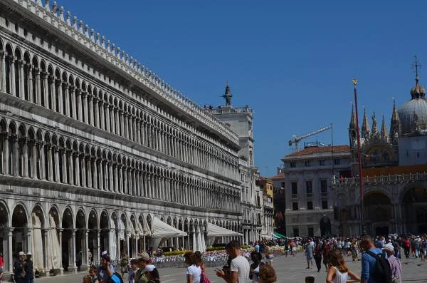 ou Place San Marco — Place Saint-Marc (Italie)