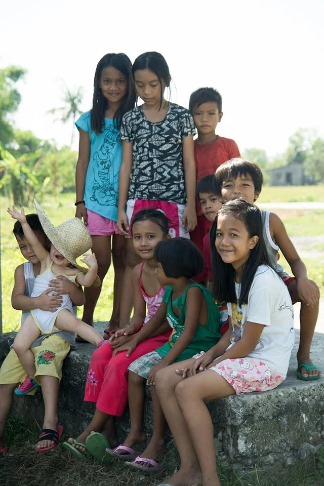 Enfant des Philippines (Philippines)
