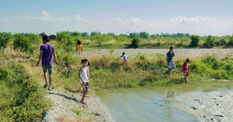 Enfant des Philippines (Philippines)