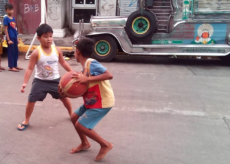 Enfant des Philippines (Philippines)