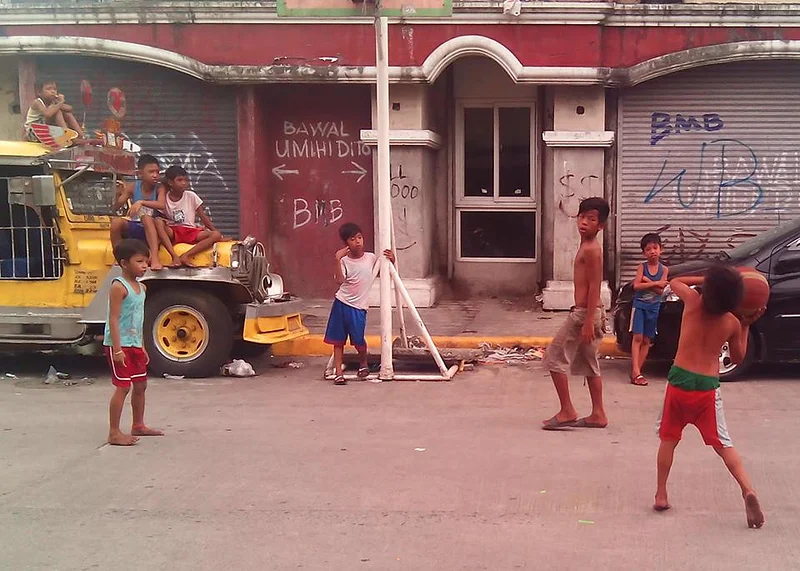 Enfant des Philippines (Philippines)