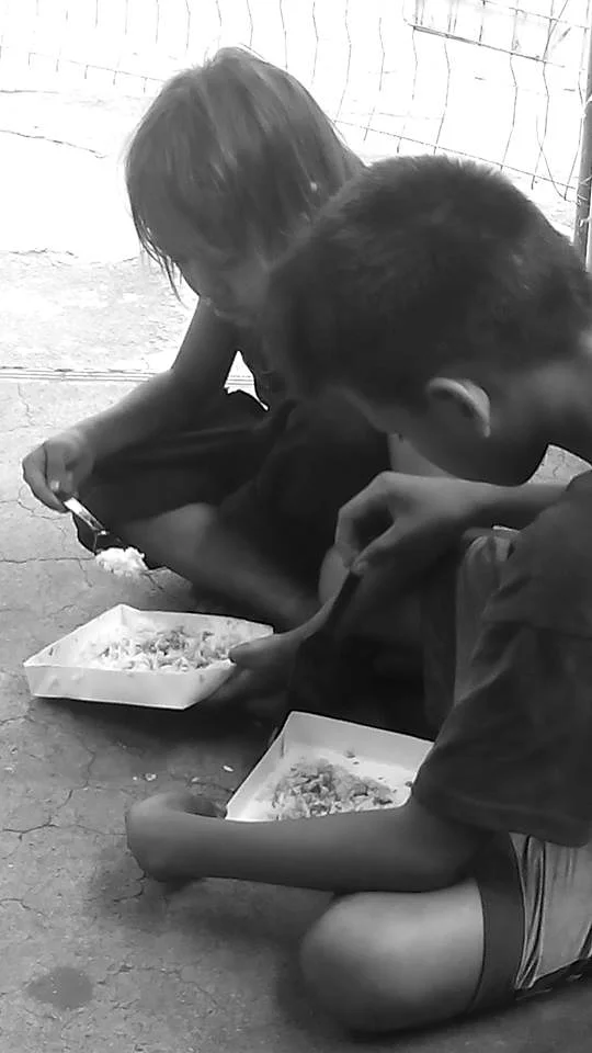 Enfant des Philippines (Philippines)