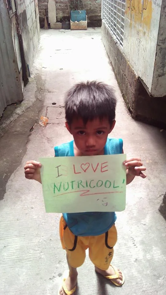Enfant des Philippines (Philippines)