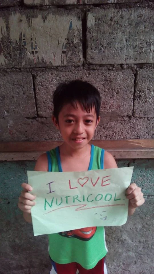 Enfant des Philippines (Philippines)