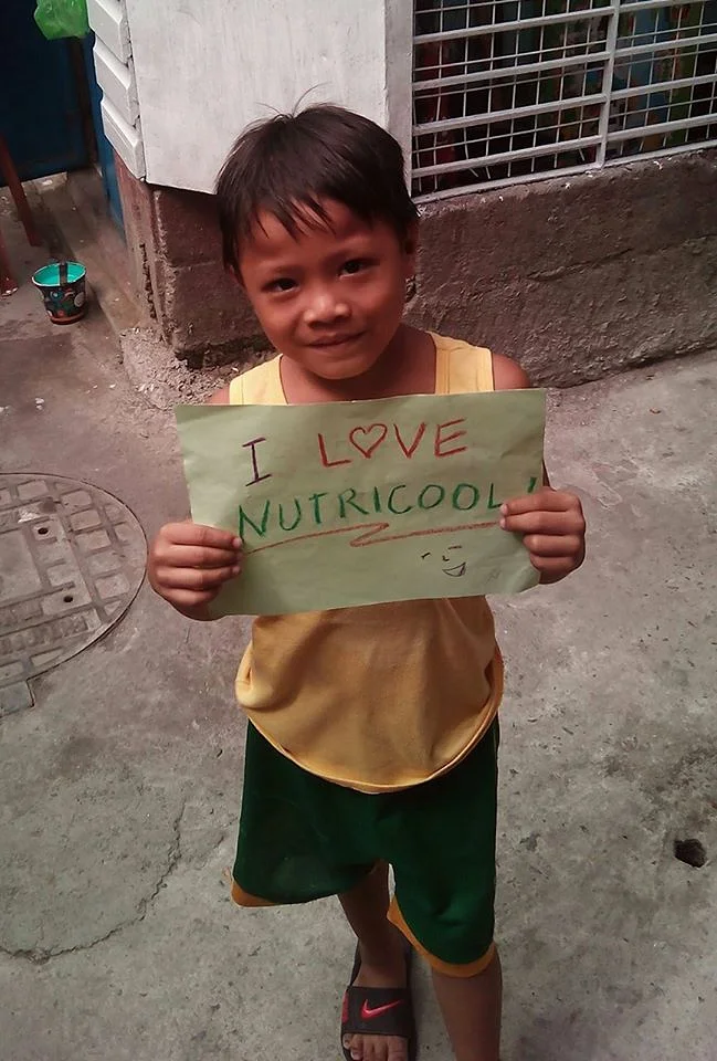 Enfant des Philippines (Philippines)